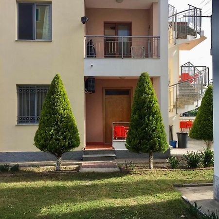 Shyqi Apartments Веліпоя Екстер'єр фото