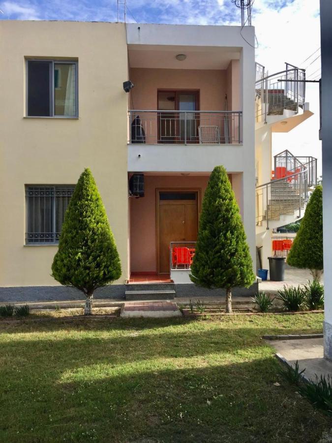 Shyqi Apartments Веліпоя Екстер'єр фото